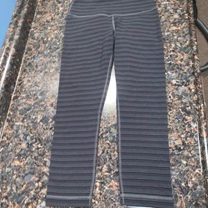 Lululemon Cropped Leggings